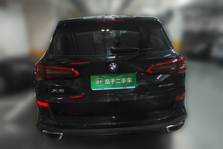 Used BMW X5 2019 xDrive40i Luxury Model with M Sport Package Rear