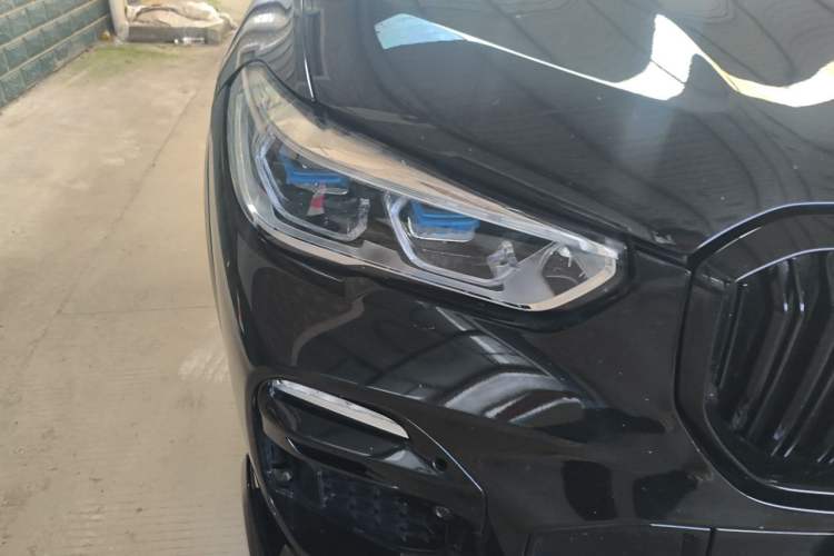 Used BMW X5 2019 xDrive40i M Sport Package Right Front Headlight