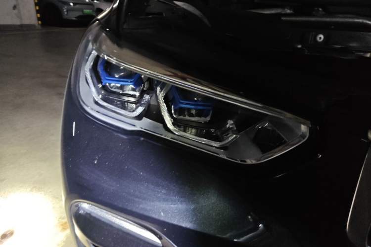 Used BMW X5 2019 xDrive40i M Sport Package Right Front Headlight