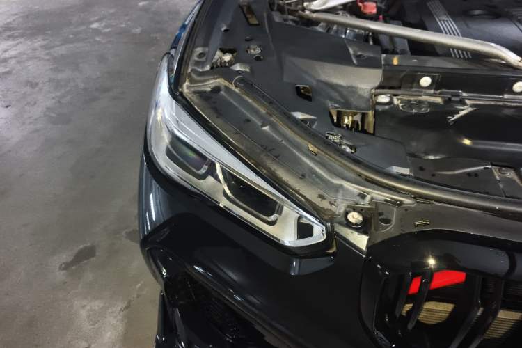 Used BMW X5 2019 xDrive40i M Sport Package Right Front Headlight