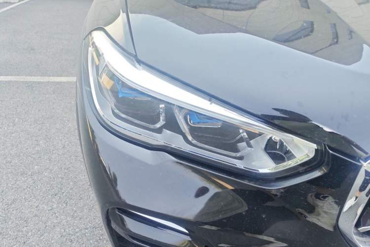 Used BMW X5 2019 xDrive40i M Sport Package Right Front Headlight