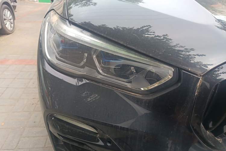Used BMW X5  Right Front Headlight