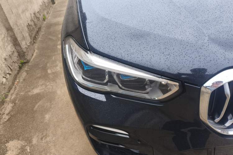 Used BMW X5 2019 xDrive40i Luxury Model with M Sport Package Right Front Headlight