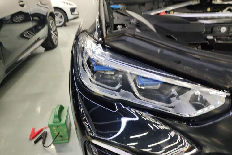 Used BMW X5 2019 xDrive40i M Sport Package Right Front Headlight