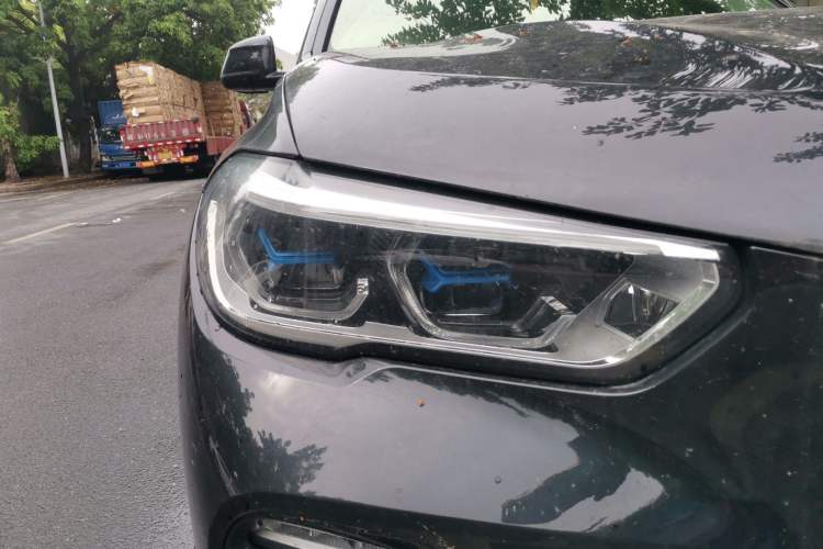 Used BMW X5 2019 xDrive40i M Sport Package Right Front Headlight