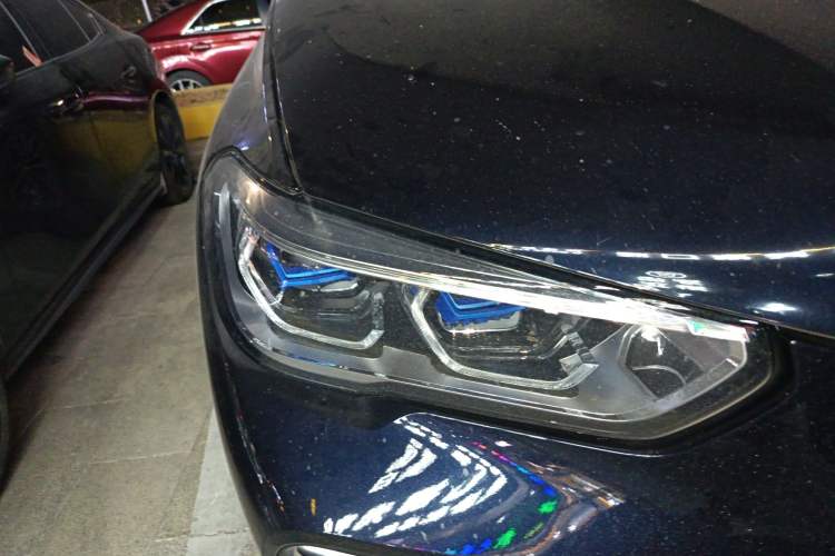 Used BMW X5 2019 xDrive40i M Sport Package Right Front Headlight