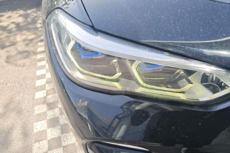 Used BMW X5 2019 xDrive40i M Sport Package Right Front Headlight