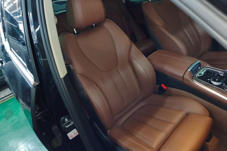 Used BMW X5 2019 xDrive30i M Sport Package Right Front Seat