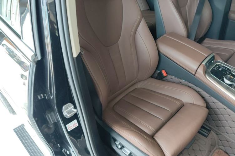 Used BMW X5 2019 xDrive40i M Sport Package Right Front Seat