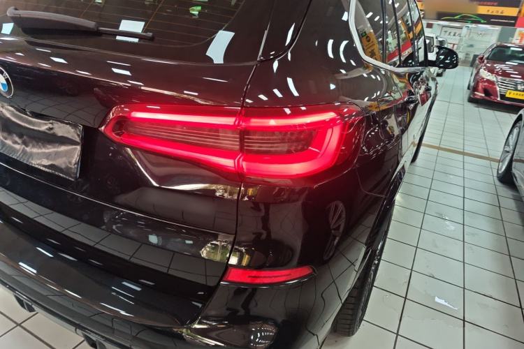 Used BMW X5 2019 xDrive40i M Sport Package Right Rear Taillight