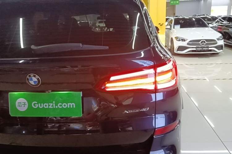Used BMW X5 2019 xDrive40i M Sport Package Right Rear Taillight