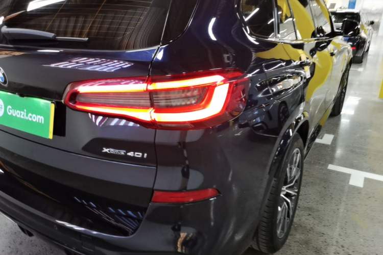 Used BMW X5 2019 xDrive40i M Sport Package Right Rear Taillight
