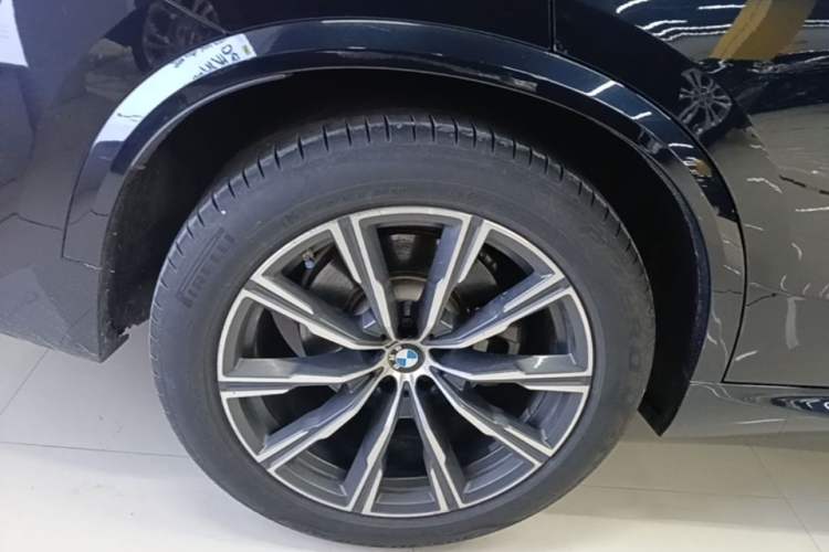 Used BMW X5 2019 xDrive40i M Sport Package Right Rear Wheel Hub