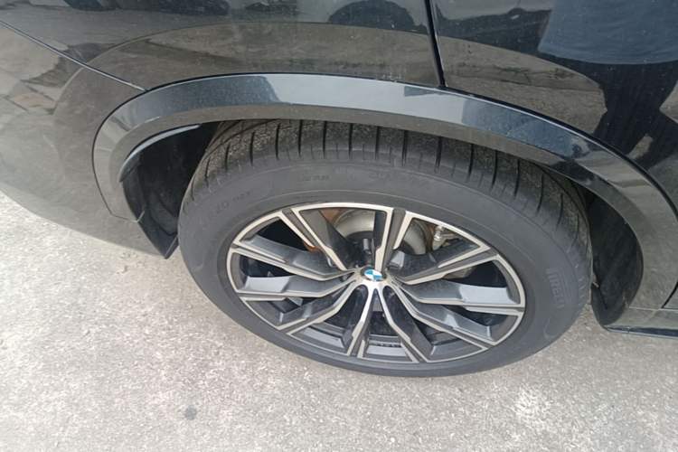 Used BMW X5 2019 xDrive40i M Sport Package Right Rear Wheel Hub