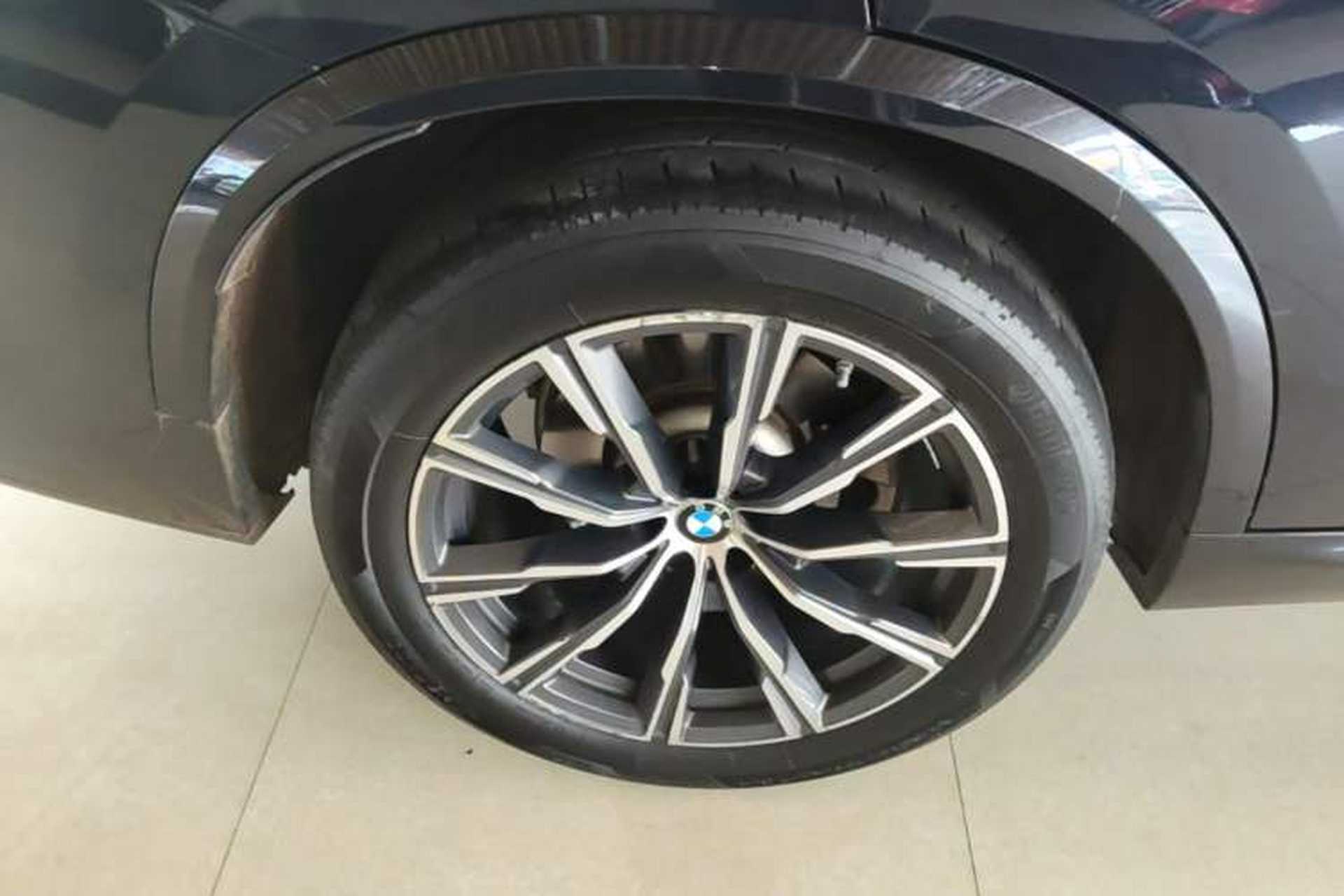 Used BMW X5 2019 xDrive40i M Sport Package Right Rear Wheel Hub