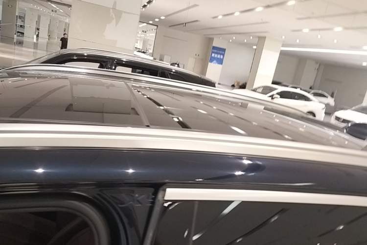 Used BMW X5 2019 xDrive40i Luxury Model with M Sport Package Roof