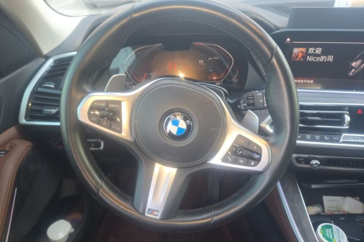 Used BMW X5 2019 xDrive40i M Sport Package Steering Wheel