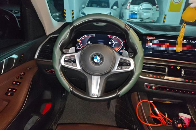 Used BMW X5 2019 xDrive40i M Sport Package Steering Wheel