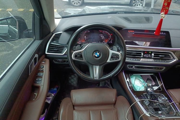 Used BMW X5 2019 xDrive40i M Sport Package Steering Wheel