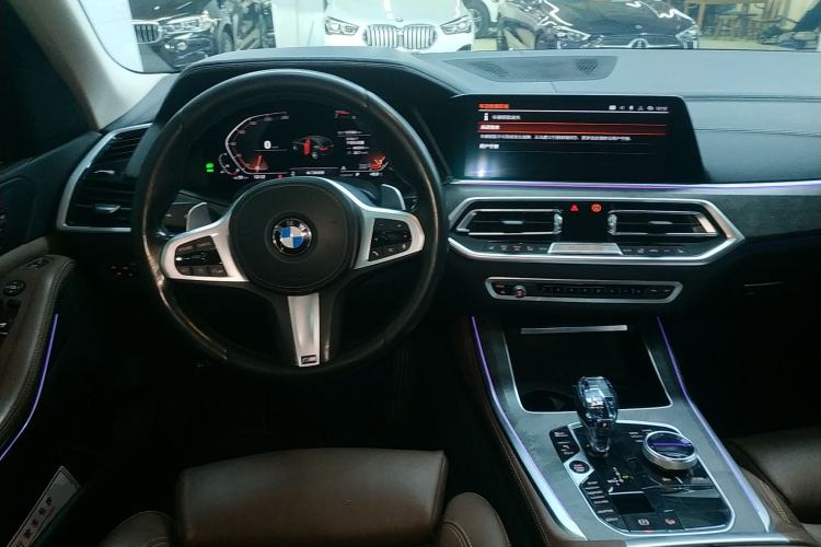 Used BMW X5 2019 xDrive30i M Sport Package Steering Wheel