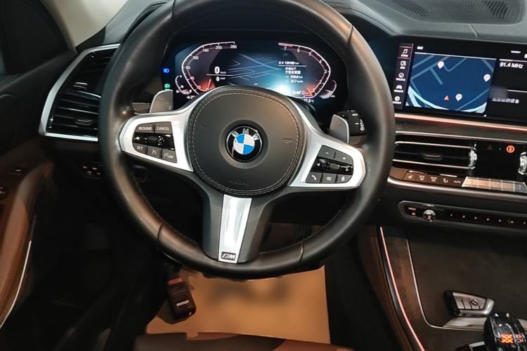 Used BMW X5 2019 xDrive40i M Sport Package Steering Wheel