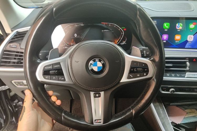 Used BMW X5 2019 xDrive40i M Sport Package Steering Wheel