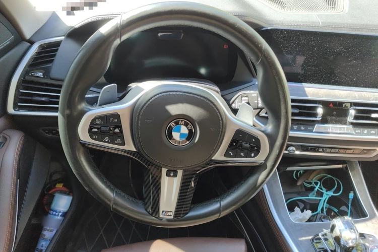Used BMW X5 2019 xDrive40i Luxury Model with M Sport Package Steering Wheel