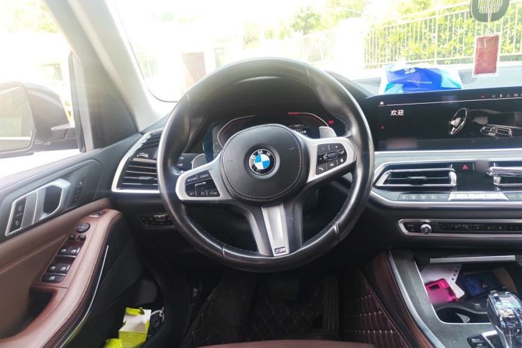 Used BMW X5 2019 xDrive40i M Sport Package Steering Wheel
