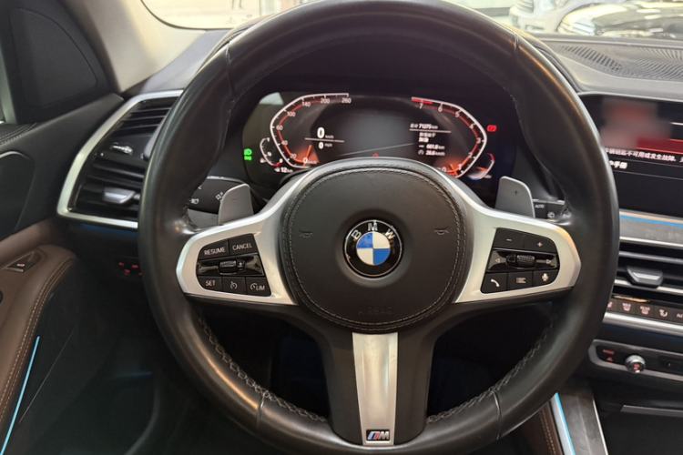 Used BMW X5 2019 xDrive40i M Sport Package Steering Wheel