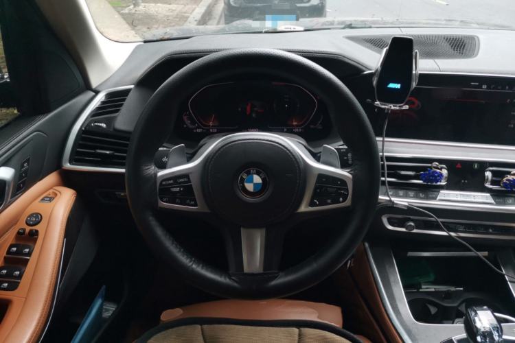 Used BMW X5 2019 xDrive40i M Sport Package Steering Wheel