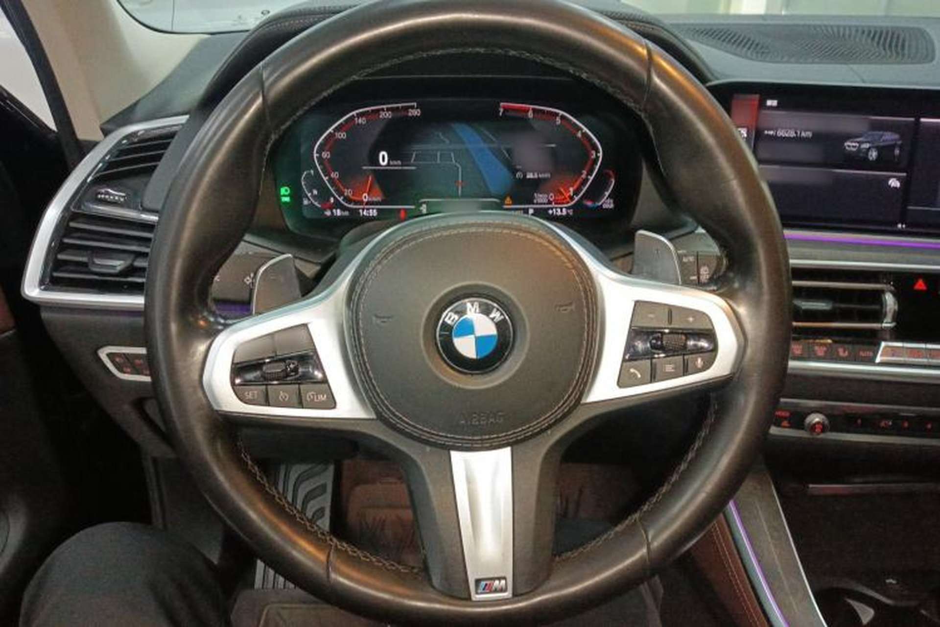 Used BMW X5 2019 xDrive30i M Sport Package Steering Wheel