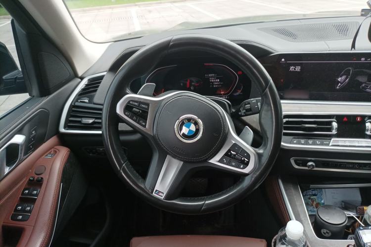 Used BMW X5 2019 xDrive40i M Sport Package Steering Wheel