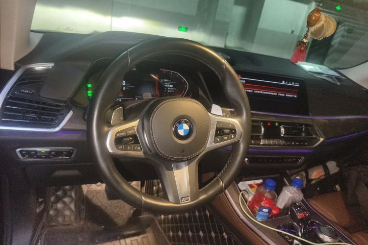 Used BMW X5 2019 xDrive40i M Sport Package Steering Wheel