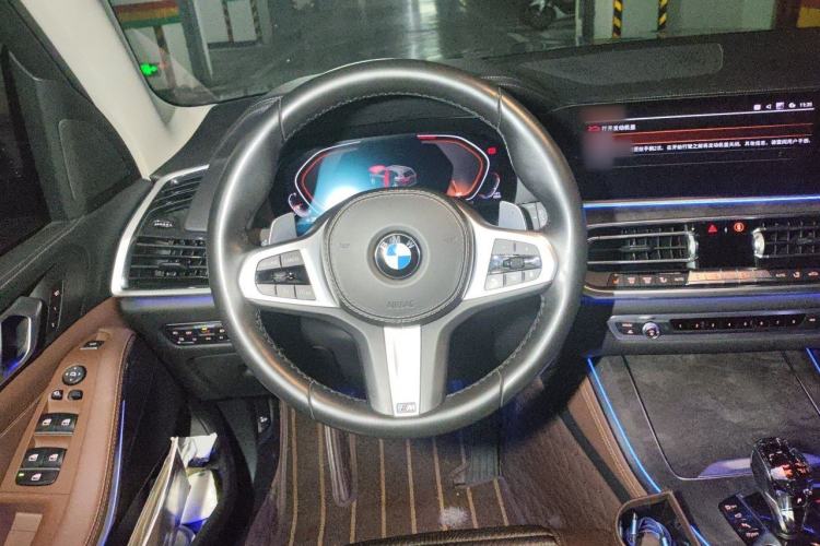 Used BMW X5 2019 xDrive40i M Sport Package Steering Wheel
