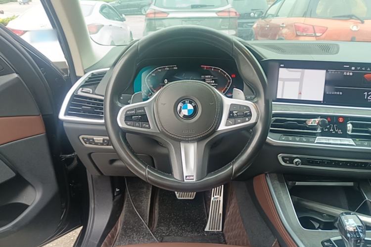 Used BMW X5 2019 xDrive40i M Sport Package Steering Wheel