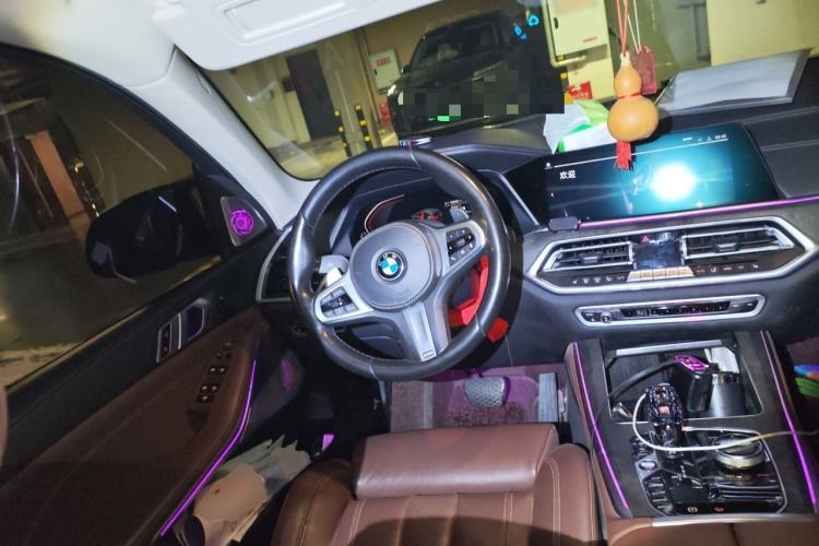 Used BMW X5 2019 xDrive40i M Sport Package Steering Wheel