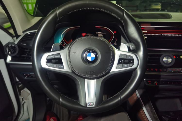 Used BMW X5 2019 xDrive40i M Sport Package Steering Wheel