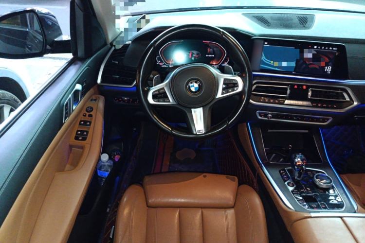 Used BMW X5 2019 xDrive40i M Sport Package Steering Wheel