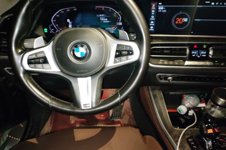 Used BMW X5 2019 xDrive30i M Sport Package Steering Wheel