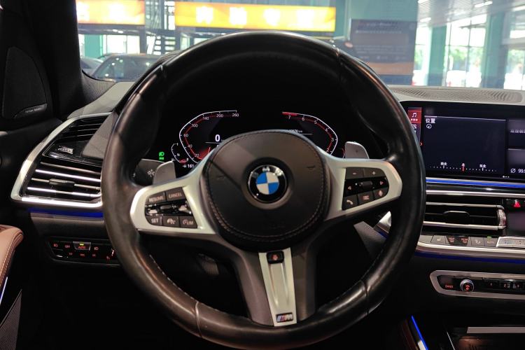 Used BMW X5 2019 xDrive40i M Sport U.S. specification Steering Wheel