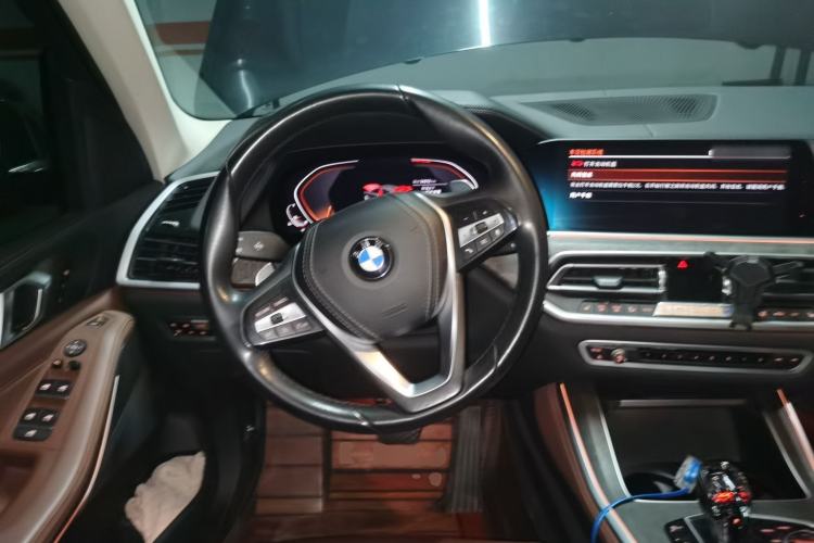 Used BMW X5 2019 xDrive30i X Design Package Steering Wheel
