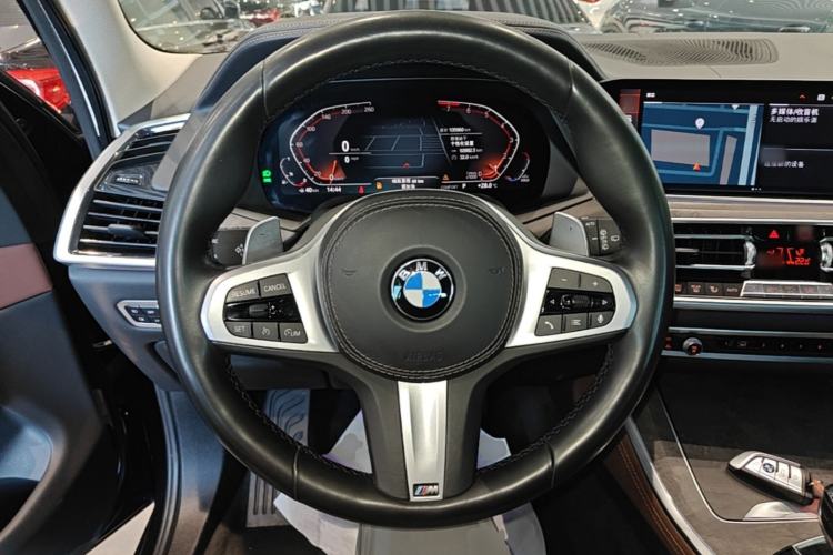 Used BMW X5 2019 xDrive40i M Sport Package Steering Wheel