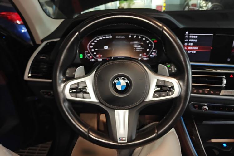 Used BMW X5 2019 xDrive40i M Sport Package Steering Wheel