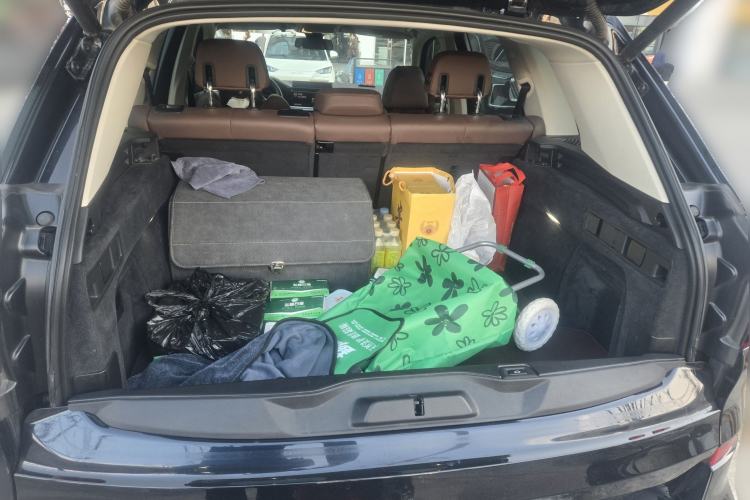 Used BMW X5 2019 xDrive40i M Sport Package Trunk