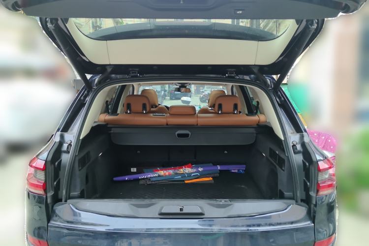 Used BMW X5 2019 xDrive40i M Sport Package Trunk
