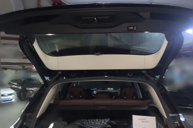 Used BMW X5 2019 xDrive40i M Sport Package Trunk