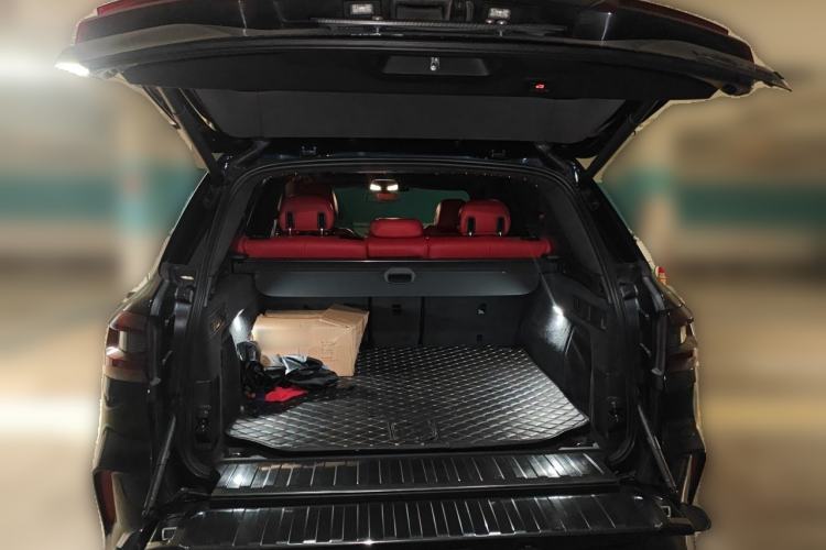 Used BMW X5 2019 xDrive40i M Sport Package Trunk