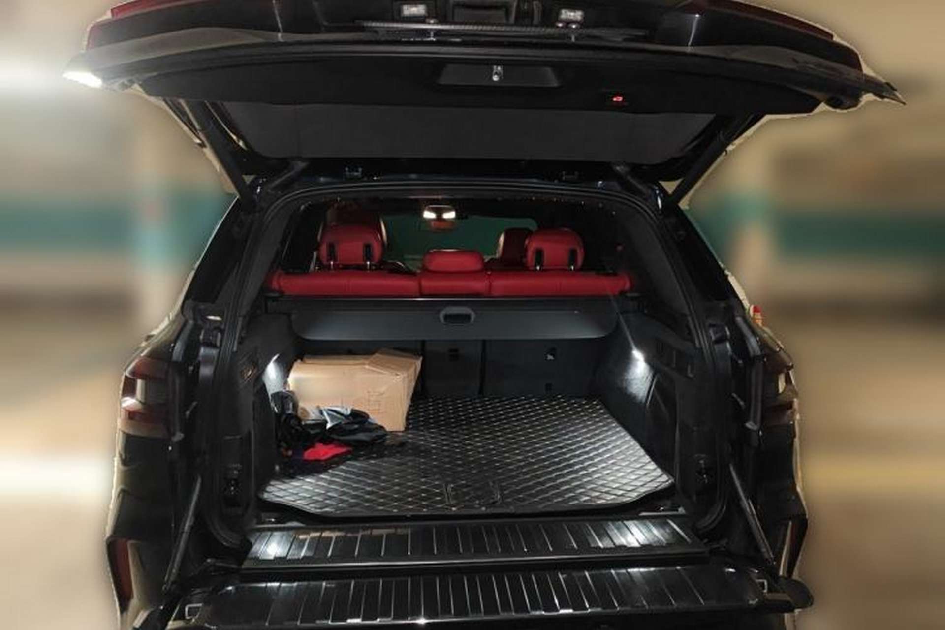 Used BMW X5 2019 xDrive40i M Sport Package Trunk