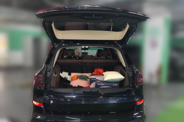 Used BMW X5 2019 xDrive40i M Sport Package Trunk