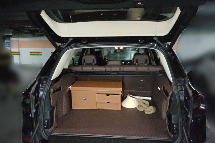 Used BMW X5 2019 xDrive40i M Sport Package Trunk